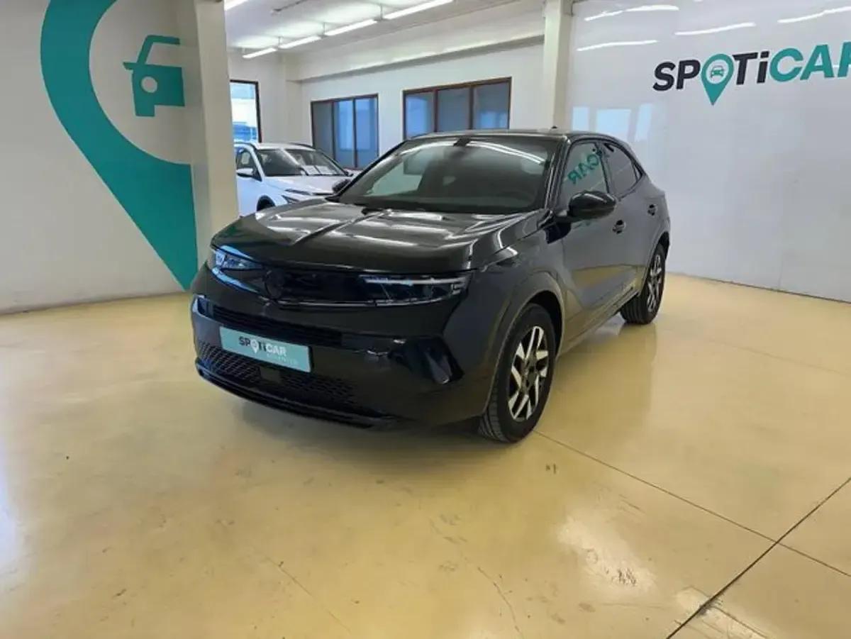 Usado Opel Mokka 136 CV (100 kW) 2025 Negro SUV