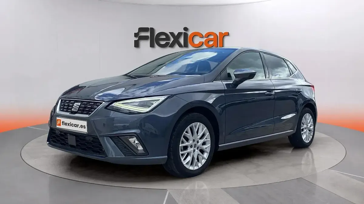 Usado Seat Ibiza 116 CV (85 kW) 2024 Azul Utilitario
