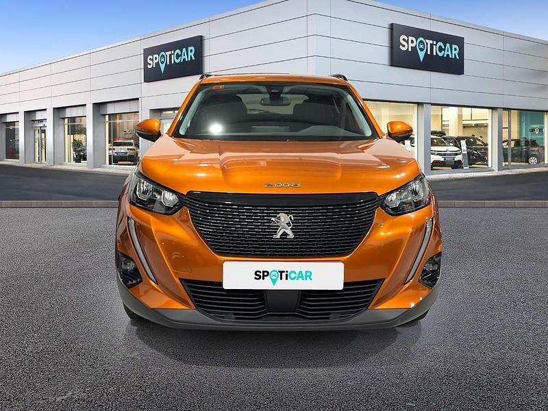 Usado Peugeot 2008 Style 110 CV (80 kW) 2021 Naranja SUV