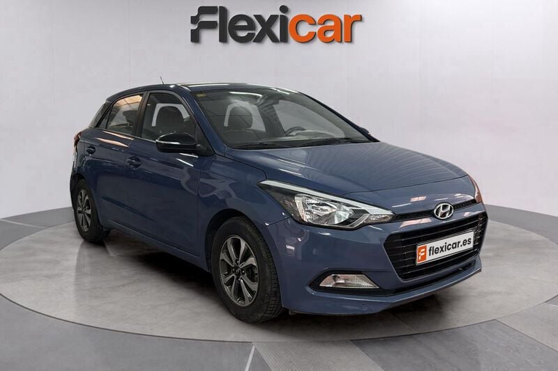 Azul Usado 2018 Hyundai i20 Berlina | 8990 € (Buen precio) - Imagen 1/4