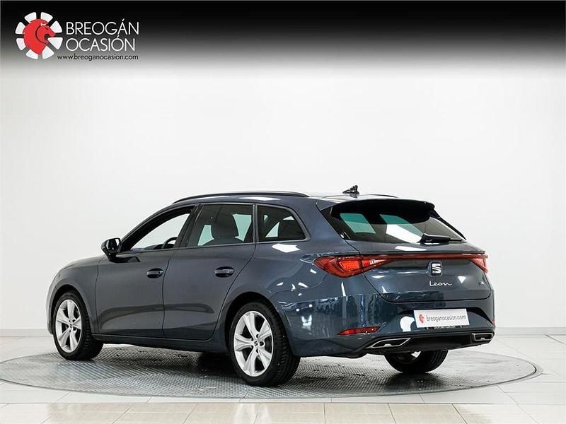 Usado Seat Leon XCELLENCE 150 CV (110 kW) 2023 Azul Berlina