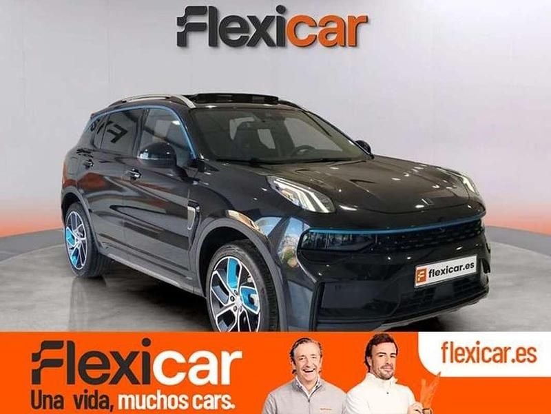 Begagnad Lynk & Co 01 261 HK (191 kW) 2023 SUV