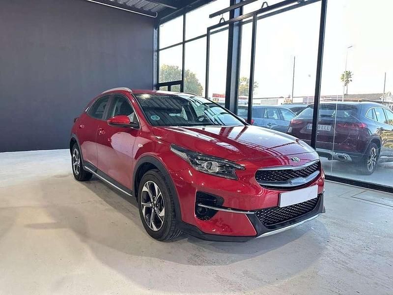 Usado Kia XCeed 120 CV (88 kW) 2021 Rojo SUV