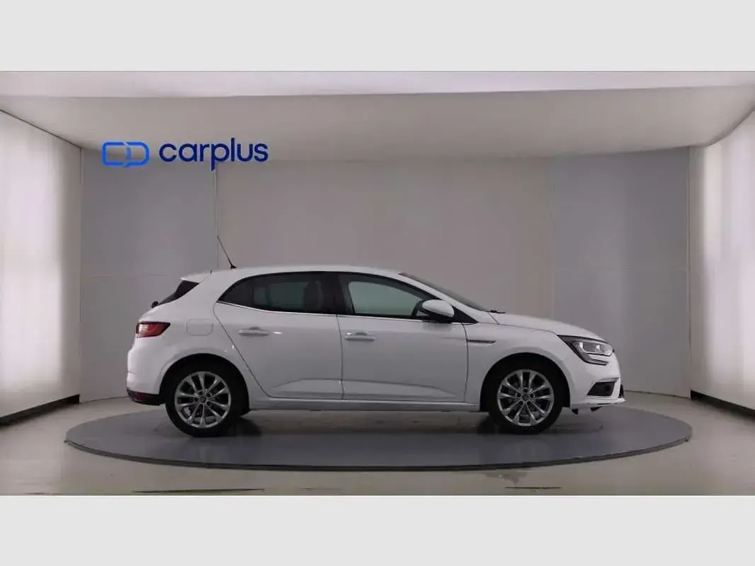 Usado Renault Mégane LIMITED 140 CV (102 kW) 2020 Blanco Utilitario
