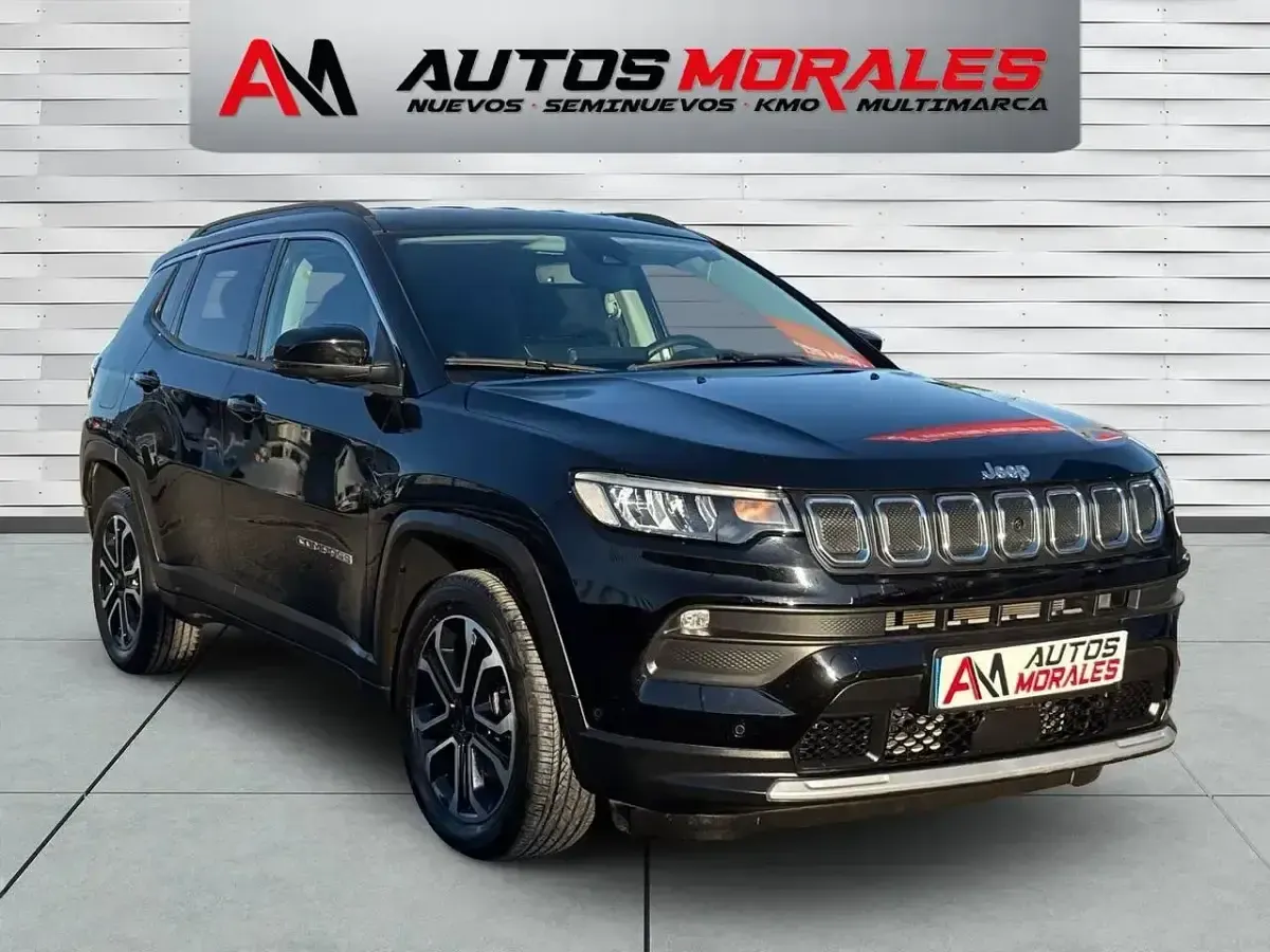 Usado Jeep Compass Limited 130 CV (95 kW) 2023 Negro SUV