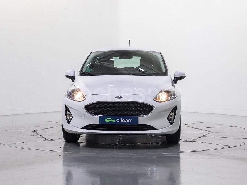Usado Ford Fiesta Trend 75 CV (55 kW) 2020 Blanco Berlina