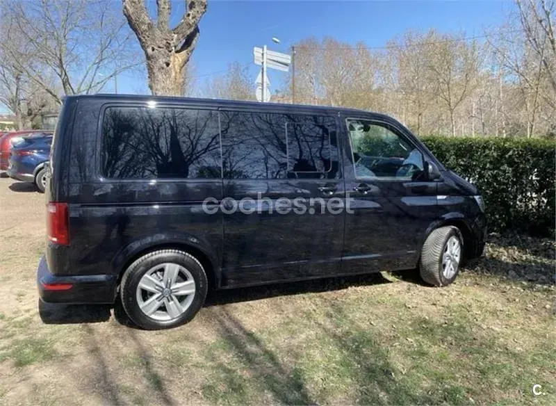 Usado VW Multivan 204 CV (150 kW) 2017 Negro Monovolumen