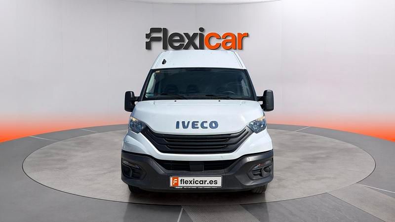 Usado Iveco Daily 156 CV (114 kW) 2023 Blanco