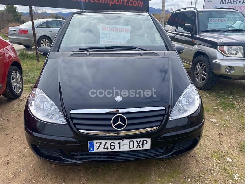 Usado Mercedes A160 Classic 102 CV (75 kW) 2005 Negro Monovolumen