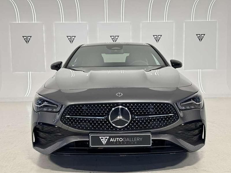 Usado Mercedes CLA200 163 CV (119 kW) 2024 Gris Coupe