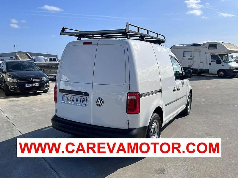 Usado VW Caddy 102 CV (75 kW) 2019 Blanco Monovolumen
