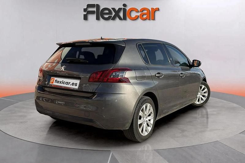 Usado Peugeot 308 Access 130 CV (95 kW) 2020 Gris Berlina