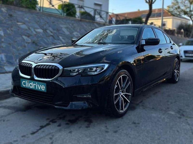 Usado BMW 330e 184 HP (135 kW) 2019 Preto Sedan