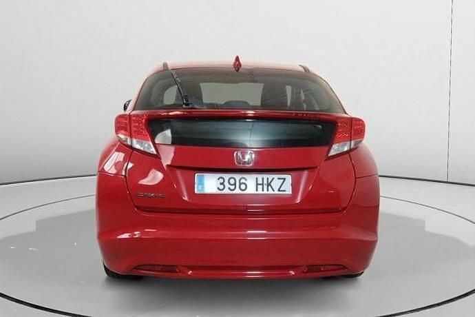 Usado Honda Civic Comfort 100 CV (73 kW) 2012