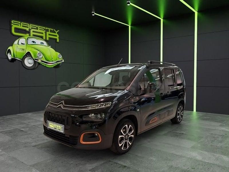 Usado Citroën Berlingo Shine 102 CV (75 kW) 2019 Negro Monovolumen