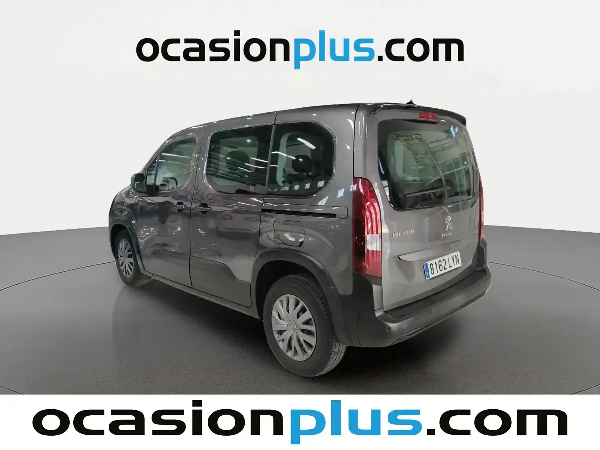 Usado Peugeot Rifter Style 100 CV (73 kW) 2022 Gris plata Monovolumen