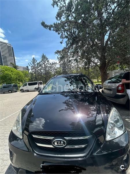 Negro Usado 2008 Kia Carens Monovolumen | 3900 € (Buen precio) - Imagen 1/4