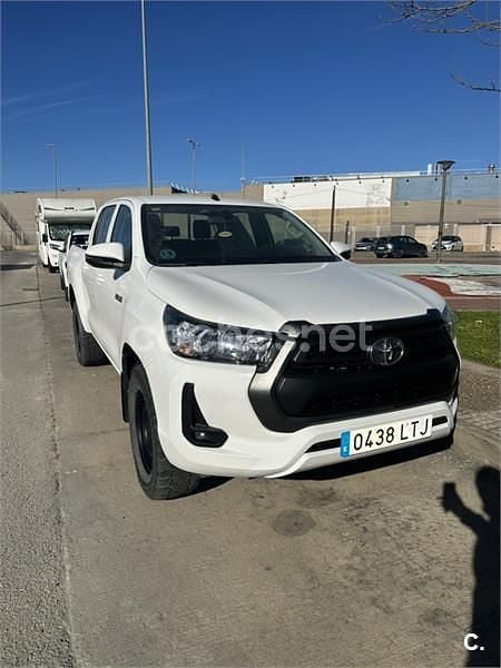 Usado Toyota HiLux Plus 150 CV (110 kW) 2021 Blanco Recogida