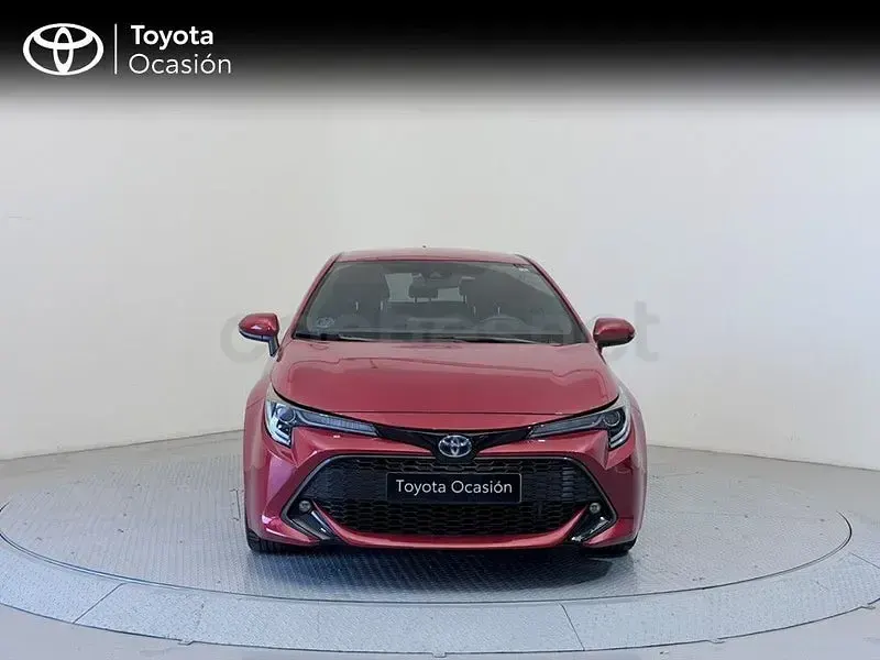 Usado Toyota Corolla Style 122 CV (89 kW) 2023 Rojo Berlina