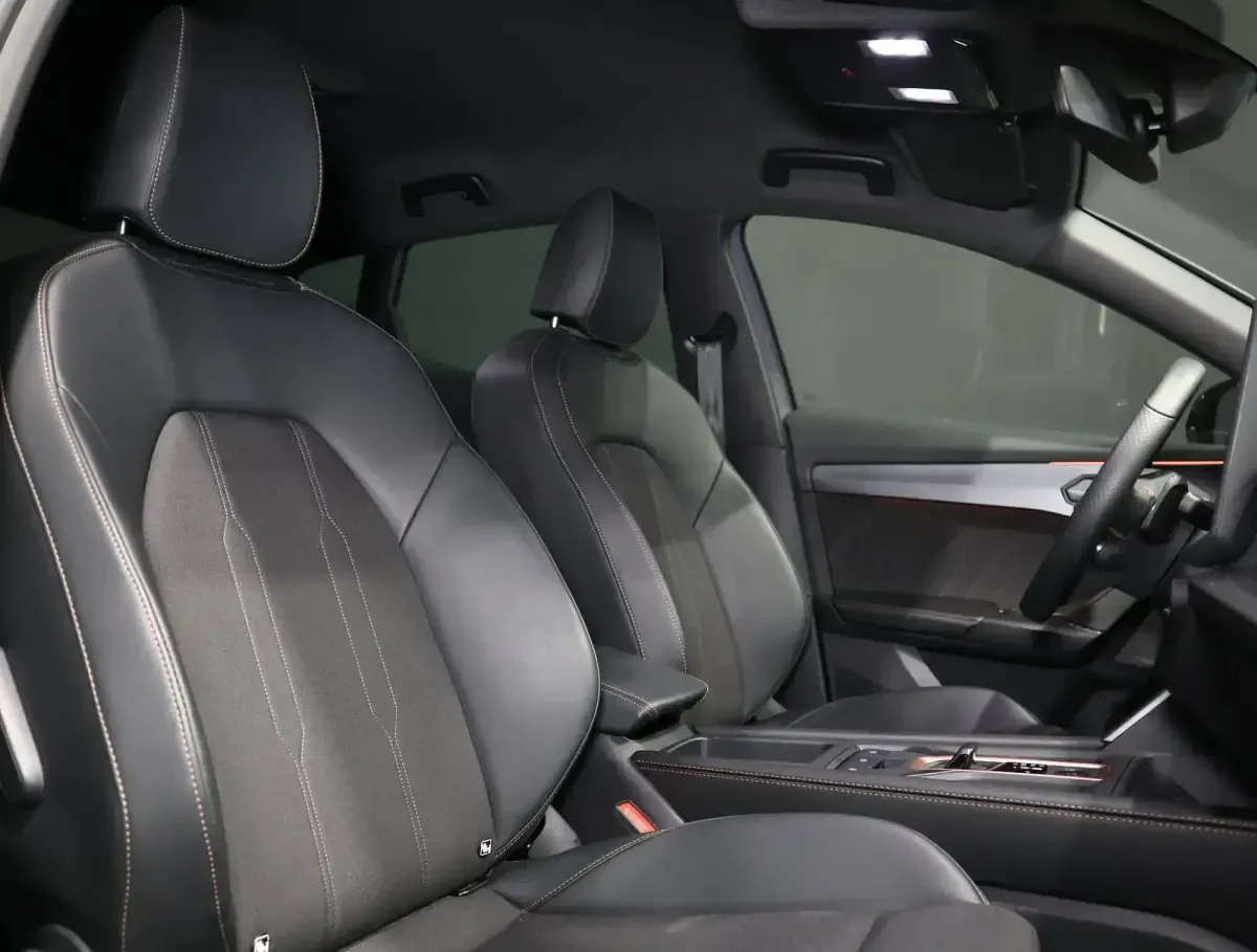 Usado Cupra Formentor 150 CV (110 kW) 2025 Gris SUV