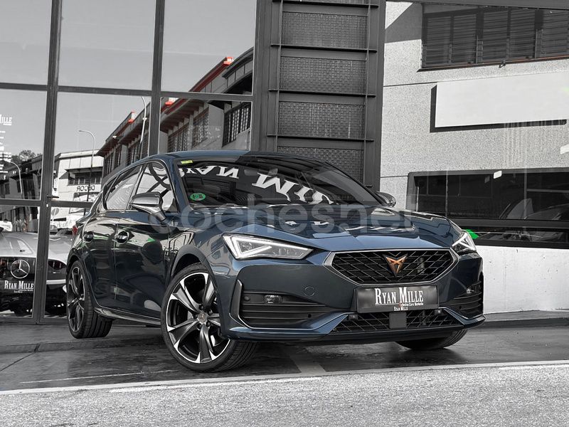 Gris / plata Usado 2023 Cupra Leon VZ Berlina | 33.900 € (Precio justo) - Imagen 1/4