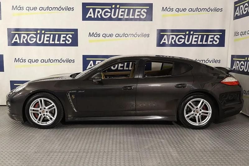 Usado Porsche Panamera 250 CV (183 kW) 2013 Negro Berlina