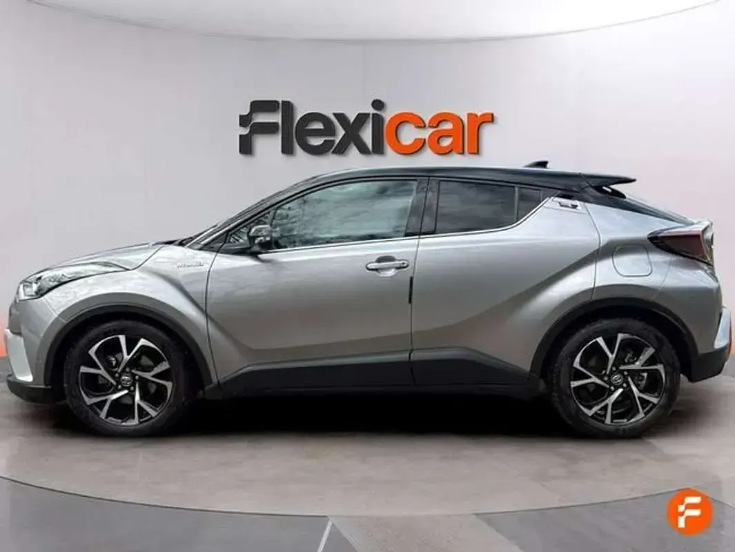 Usado Toyota C-HR Active 122 CV (89 kW) 2018 Gris SUV