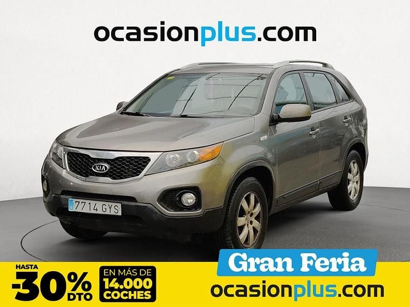 Gris plata Usado 2010 Kia Sorento SUV | 8990 € (Precio justo) - Imagen 1/4