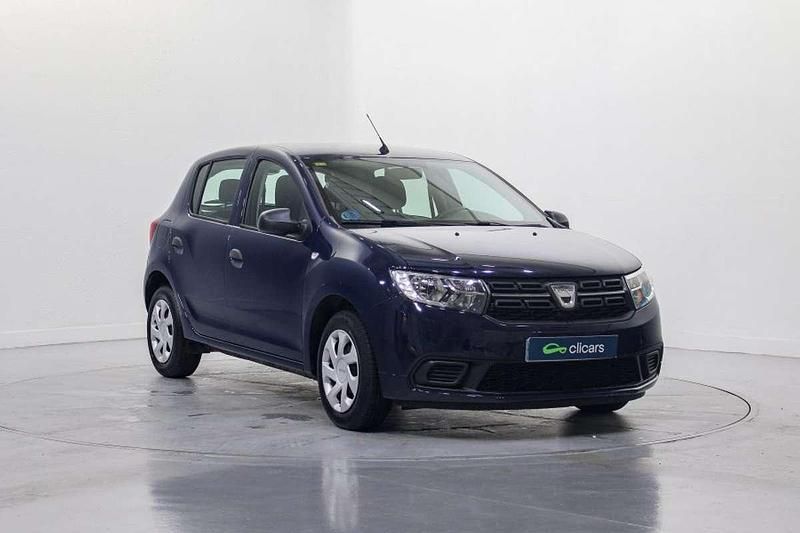 Usado Dacia Sandero Essentiel 101 CV (74 kW) 2020 Azul Utilitario