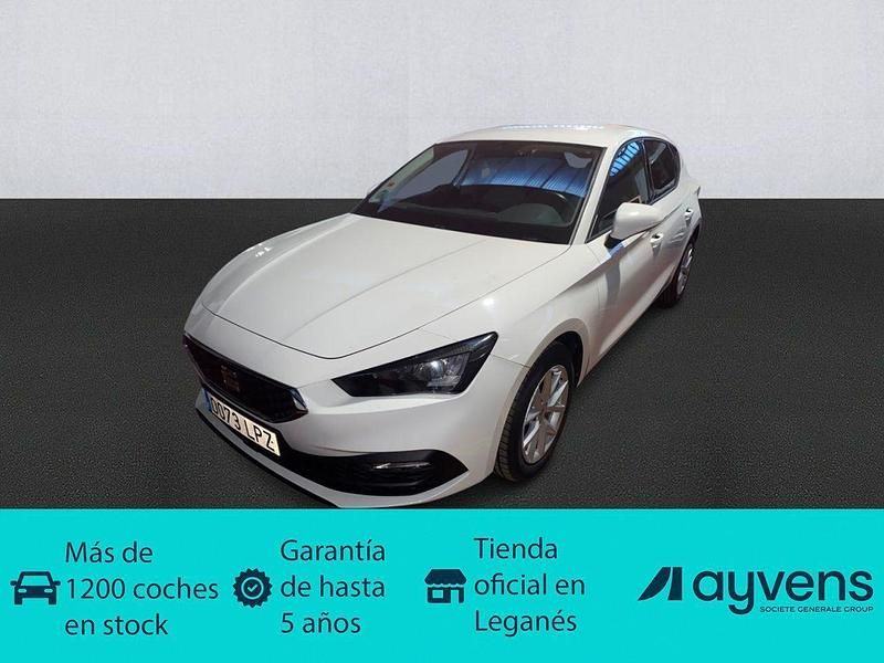 Usado Seat Leon Style 115 CV (84 kW) 2021 Blanco Berlina