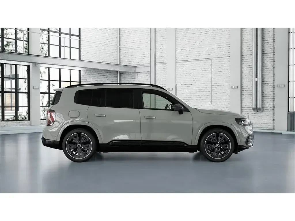 Usado Mercedes GLB250 200 kW (272 CV) 2026 Manufaktur gris alpino SUV