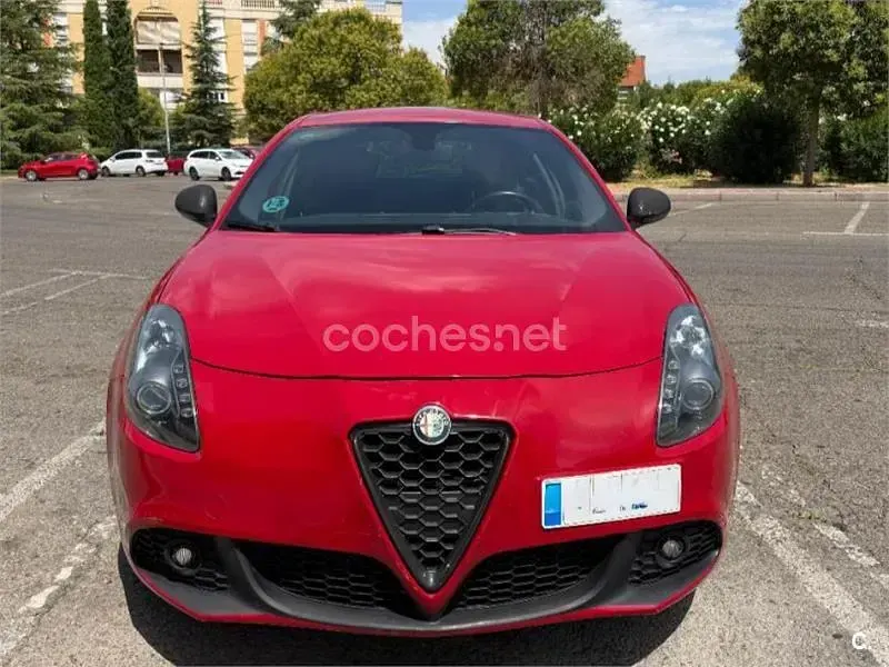 Usado Alfa Romeo Giulietta Quadrifoglio Verde 235 CV (172 kW) 2011 Rojo Utilitario