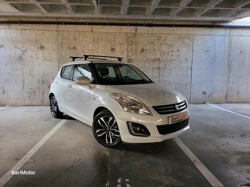 Usado Suzuki Swift 94 CV (69 kW) 2015 Blanco Berlina