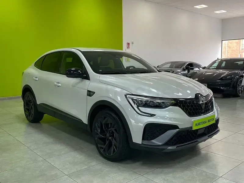 Usado Renault Arkana Esprit Alpine 145 CV (106 kW) 2025 Blanco SUV
