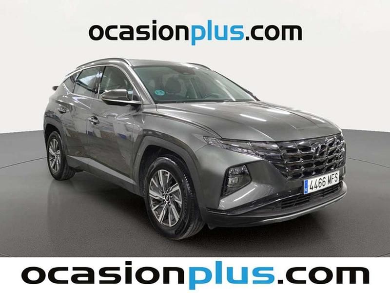 Usado Hyundai Tucson 116 CV (85 kW) 2023 Gris SUV