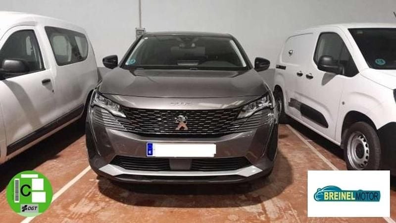 Usado Peugeot 5008 Allure 131 CV (96 kW) 2022 Plateado Monovolumen