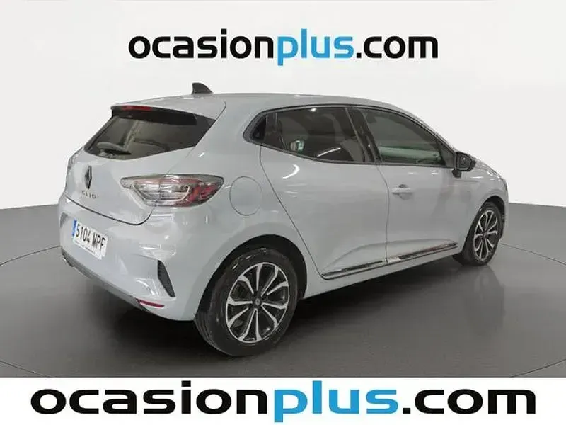 Usado Renault Clio V Techno 90 CV (66 kW) 2024 Gris / plata Berlina