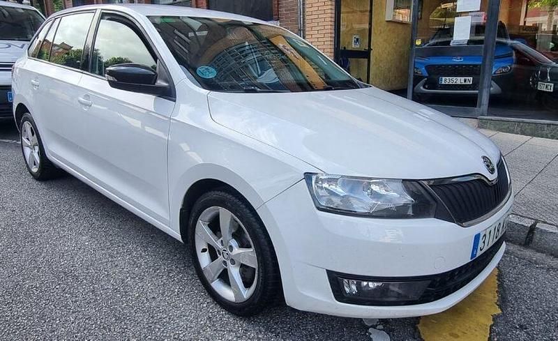Usado 2017 Skoda Rapid Style | 6900 € - Imagen 1/4