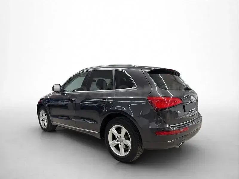 Usado Audi Q5 Advanced 150 CV (110 kW) 2016 Azul SUV