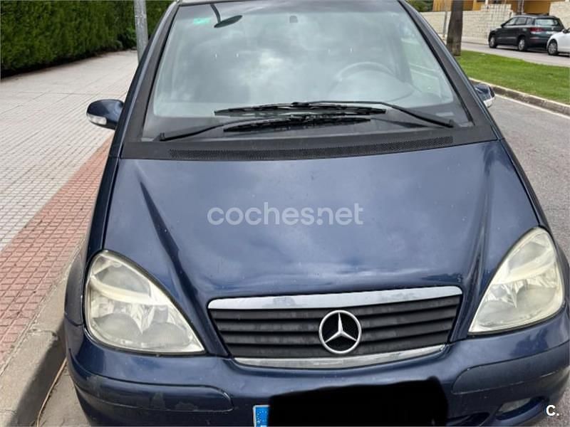 Usado Mercedes A170 Elegance 95 CV (69 kW) 2004 Azul Monovolumen