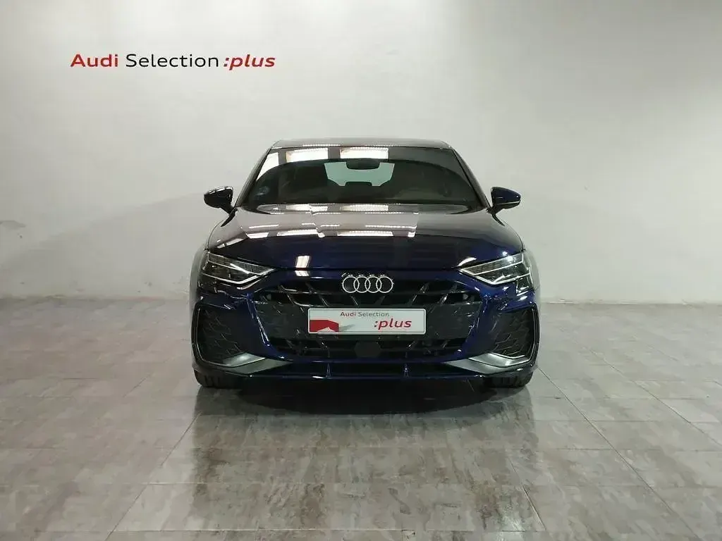 Usado Audi A3 e-tron S-Line 204 CV (150 kW) 2025 Azul Utilitario