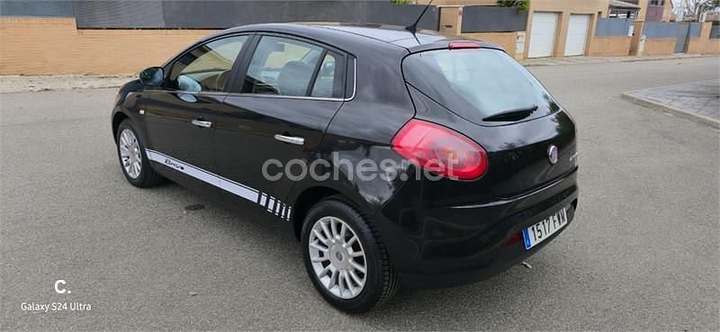 Usado Fiat Bravo Dynamic 120 CV (88 kW) 2007 Negro Utilitario
