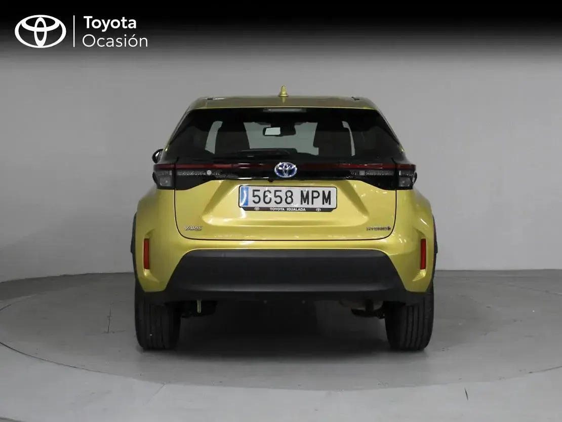 Usado Toyota Yaris Active 116 CV (85 kW) 2024 Àmbar Utilitario
