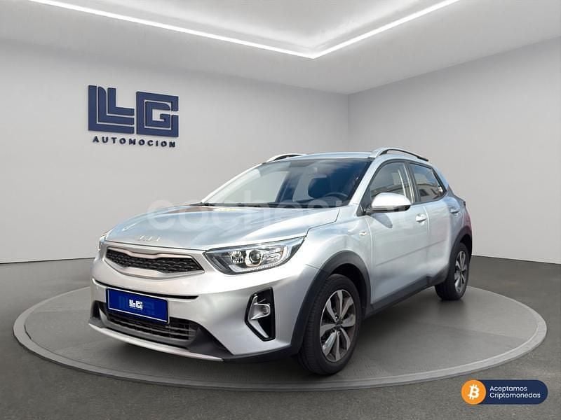 Gris / plata Usado 2024 Kia Stonic SUV | 13.490 € (Super precio) - Imagen 1/4