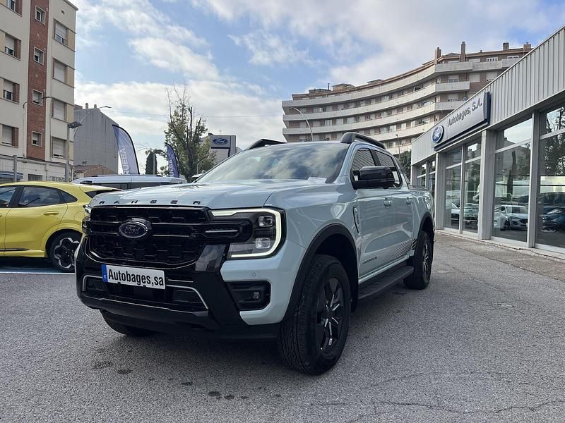 Gris Nuevo 2025 Ford Ranger Recogida | 56.975 € (Un poco caro) - Imagen 1/4