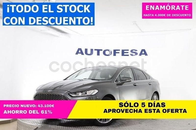 Usado Ford Mondeo Vignale 190 CV (139 kW) 2018 Gris / plata Berlina
