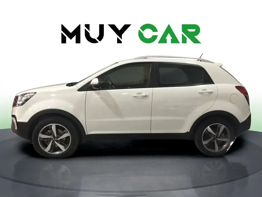 Usado SsangYong Korando 178 CV (130 kW) 2017 Blanco SUV