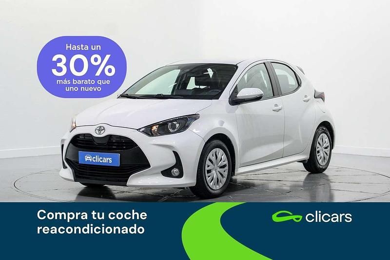 Blanco Usado 2022 Toyota Yaris Business Edition Utilitario | 13.190 € (Precio justo) - Imagen 1/4