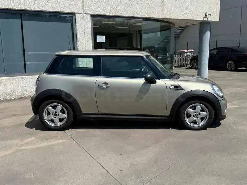 Usado Mini One D 90 CV (66 kW) 2011 Gris / plata Utilitario