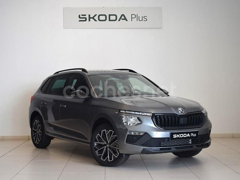 Gris / plata Nuevo 2025 Skoda Kamiq SUV | 26.490 € - Imagen 1/4